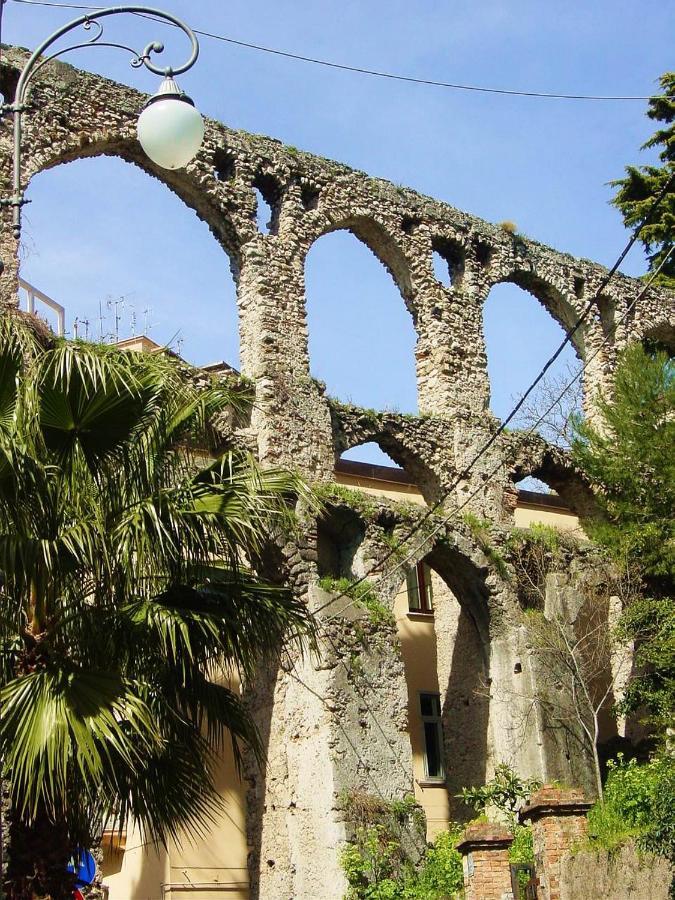 Apartmán Pierrot E La Luna House Salerno Centro Exteriér fotografie